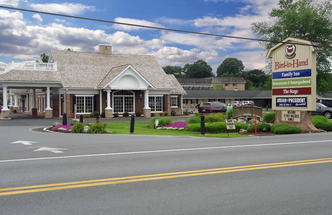 Bird-In-Hand Family Inn-1