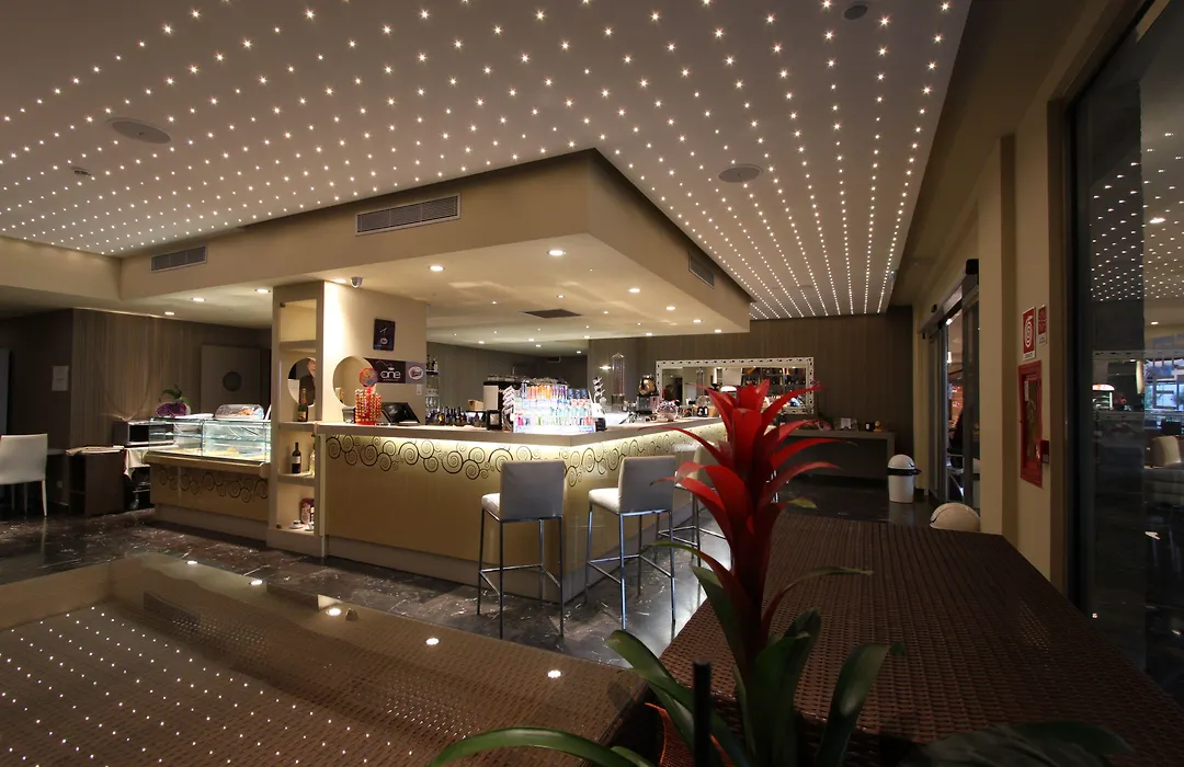Main Palace Hotel-1