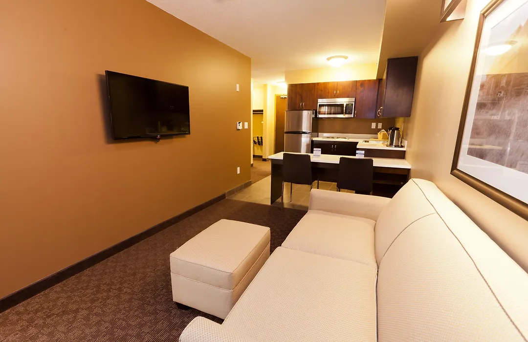 Microtel Inn And Suites By Wyndham Weyburn-1