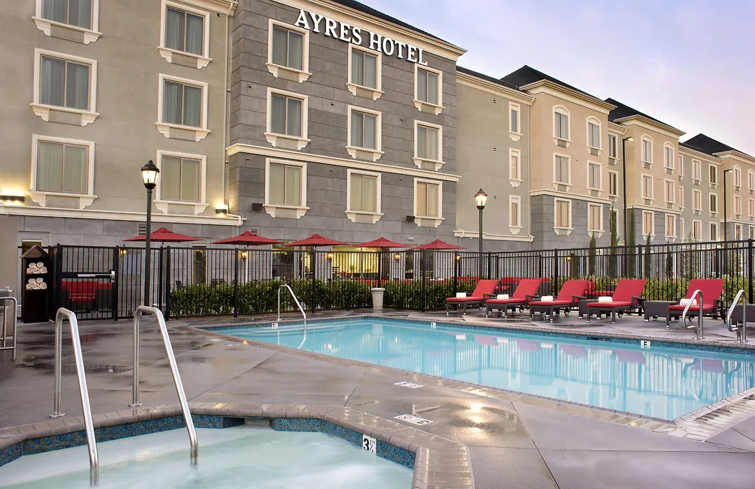 Ayres Hotel Fountain Valley - Huntington Beach-1