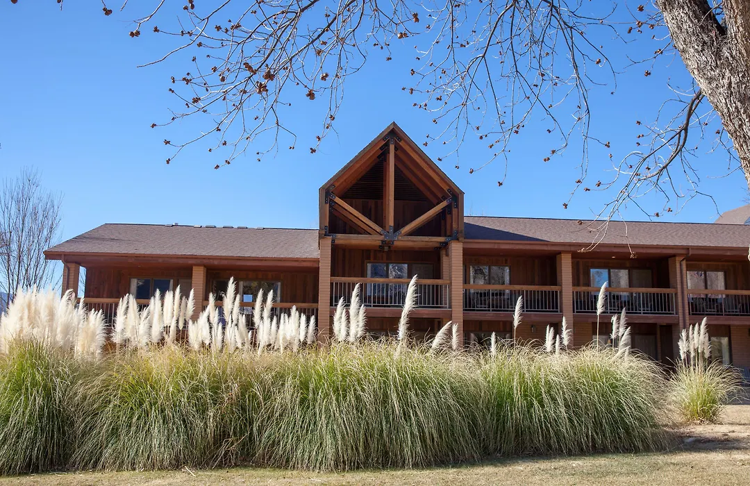 Driftwood Lodge-1