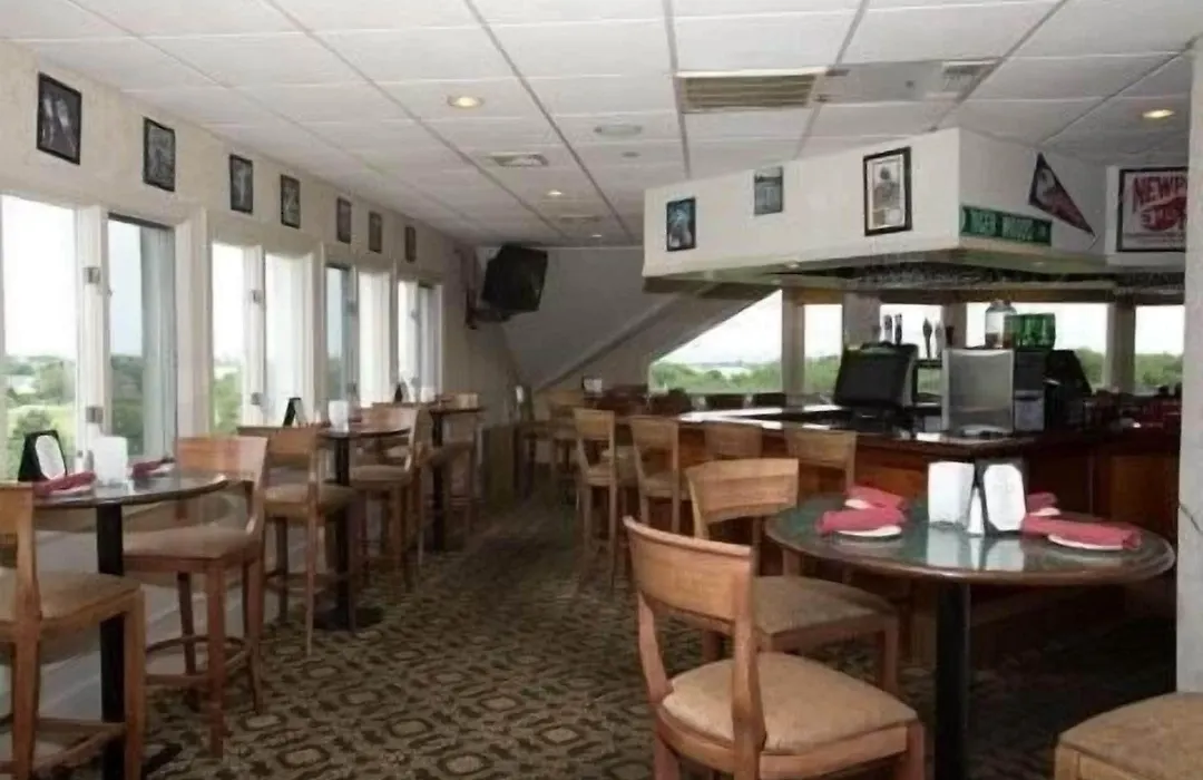 Winnapaug Inn-1