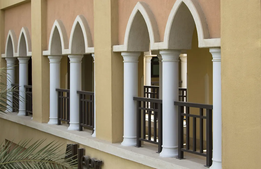 Shangri-La Hotel Apartments Qaryat Al Beri-1