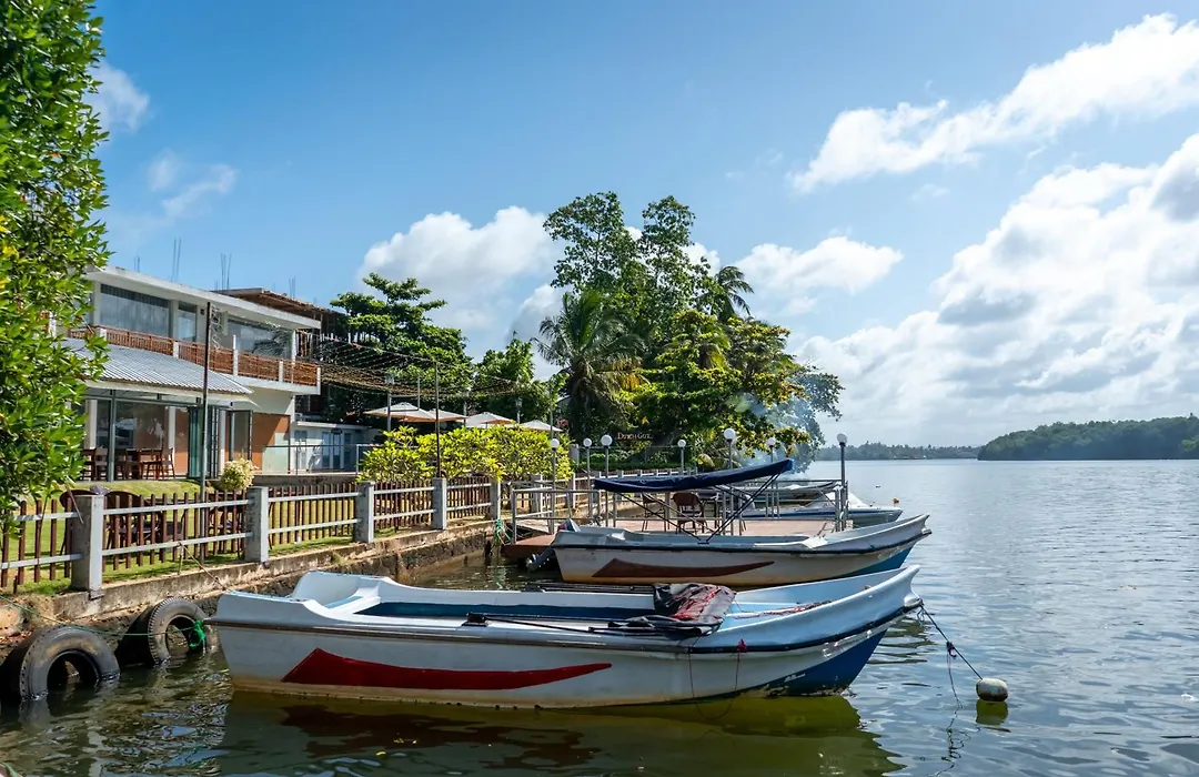 Dutch Gate Bentota-1