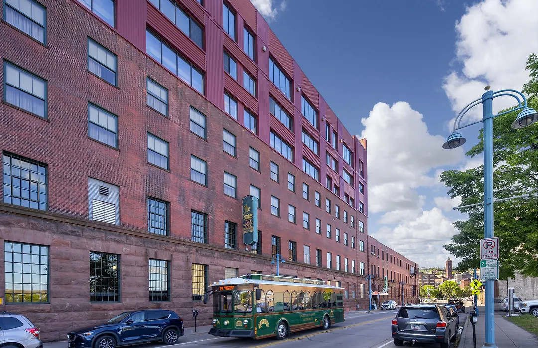 The Suites Hotel At Waterfront Plaza-1