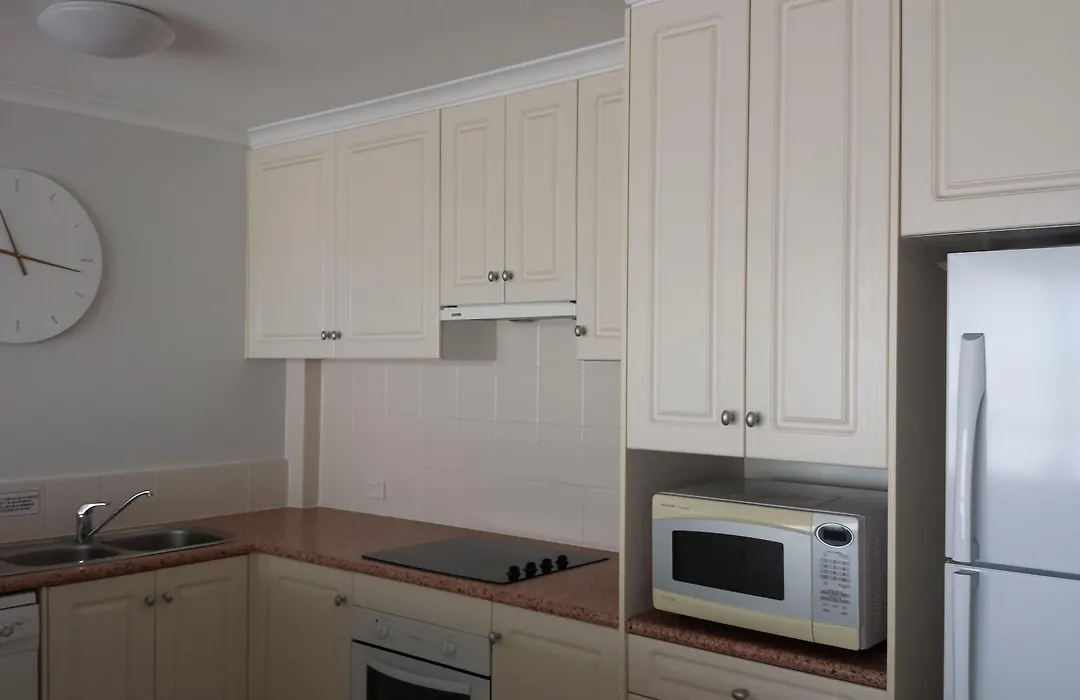 Kirribilli Apartments-1