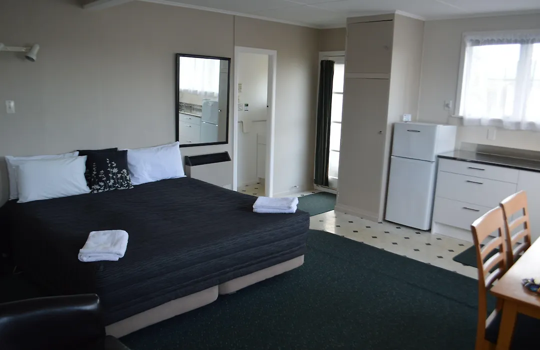 Palm Motel Waihi-1