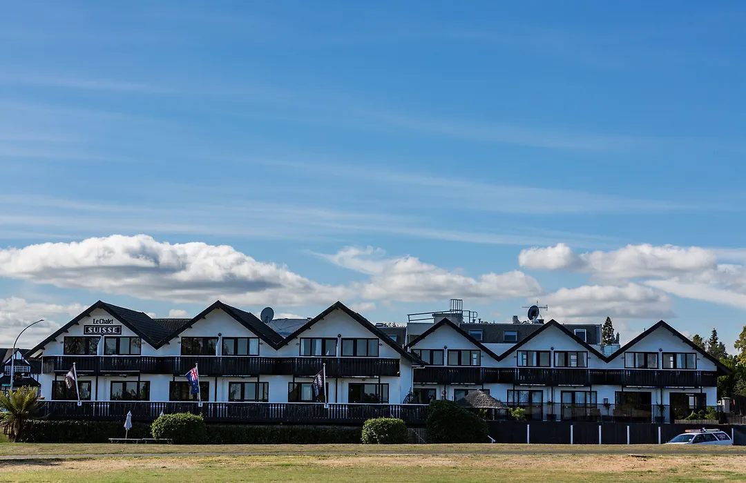 Le Chalet Suisse Motel Taupo-1