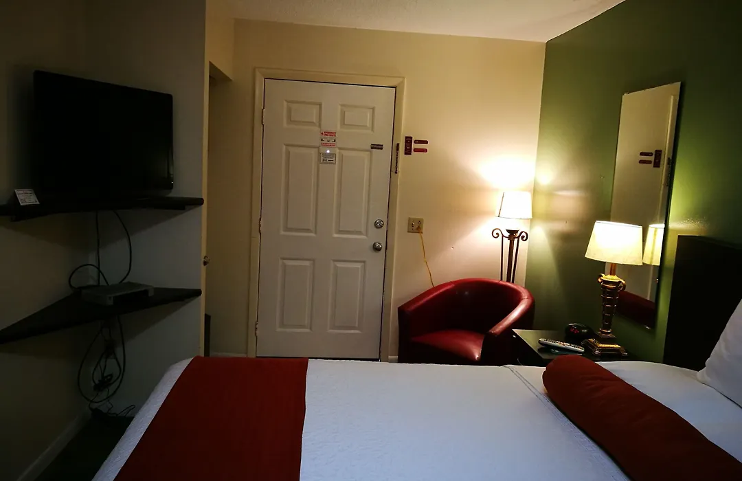 Merida Inn & Suites-1