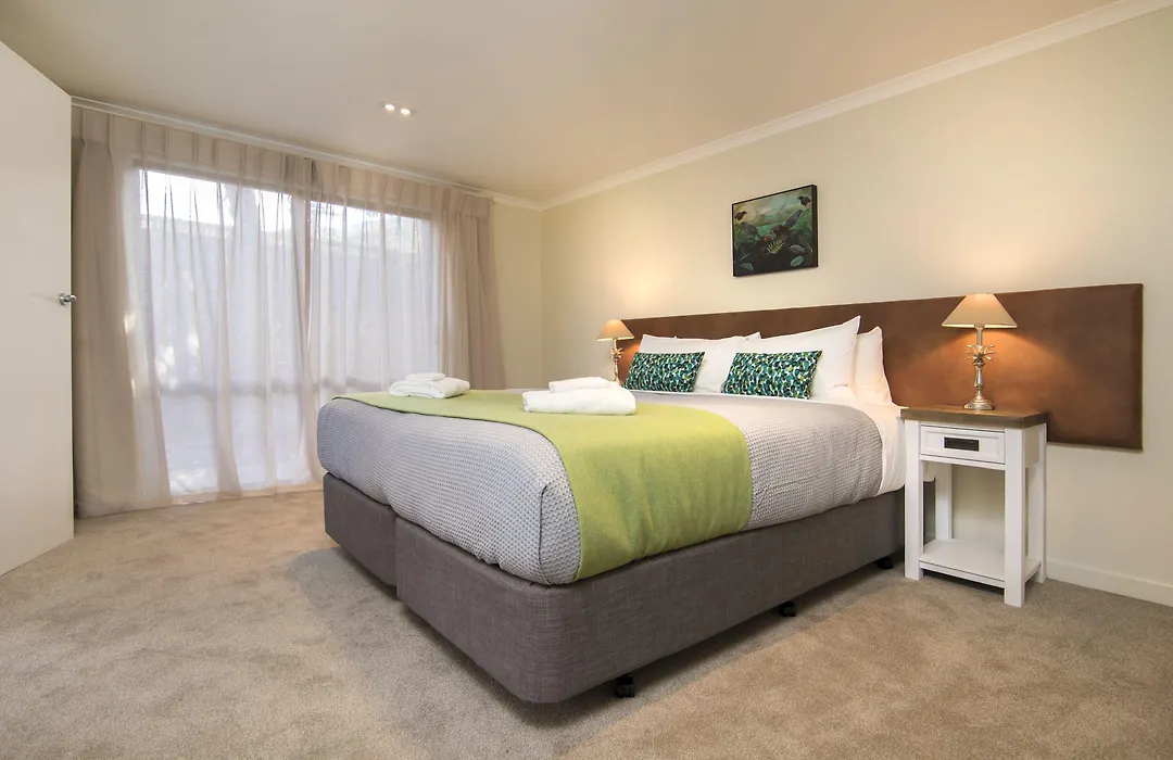Furneaux Lodge-1