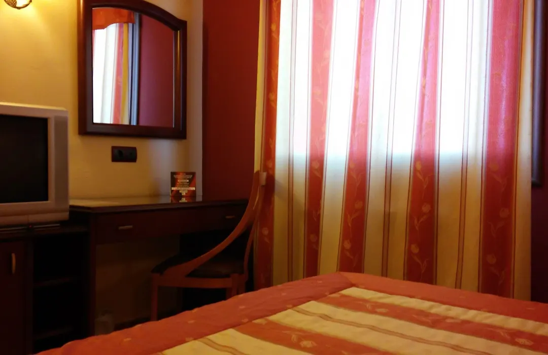 Hotel Puerta de Javalambre-1