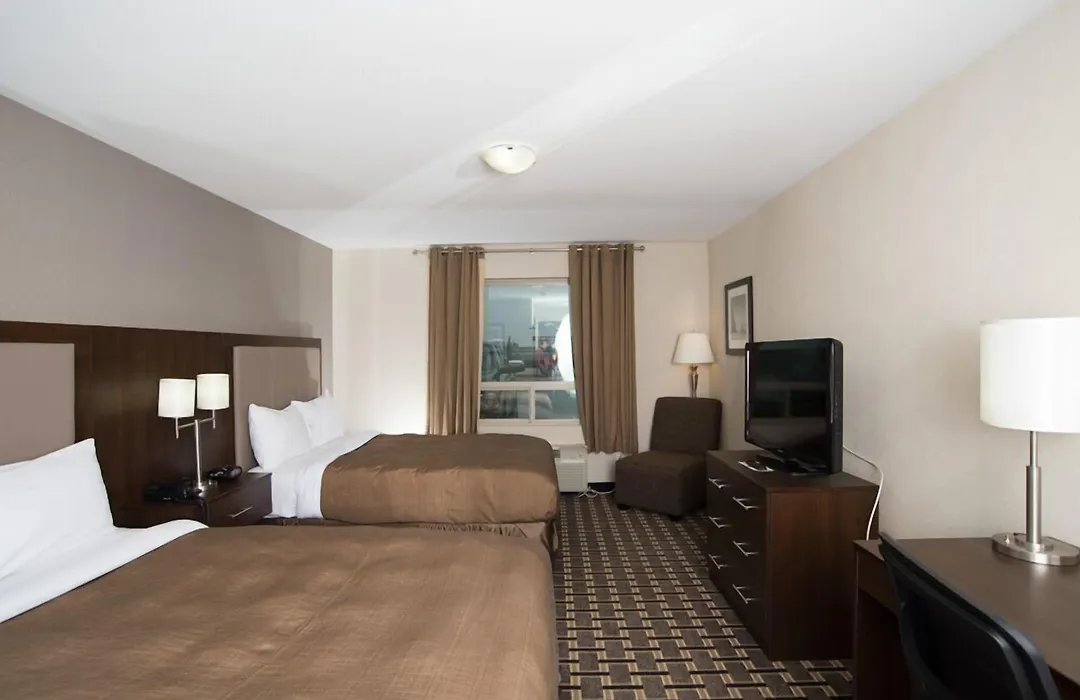 Western Star Inn And Suites Carlyle-1