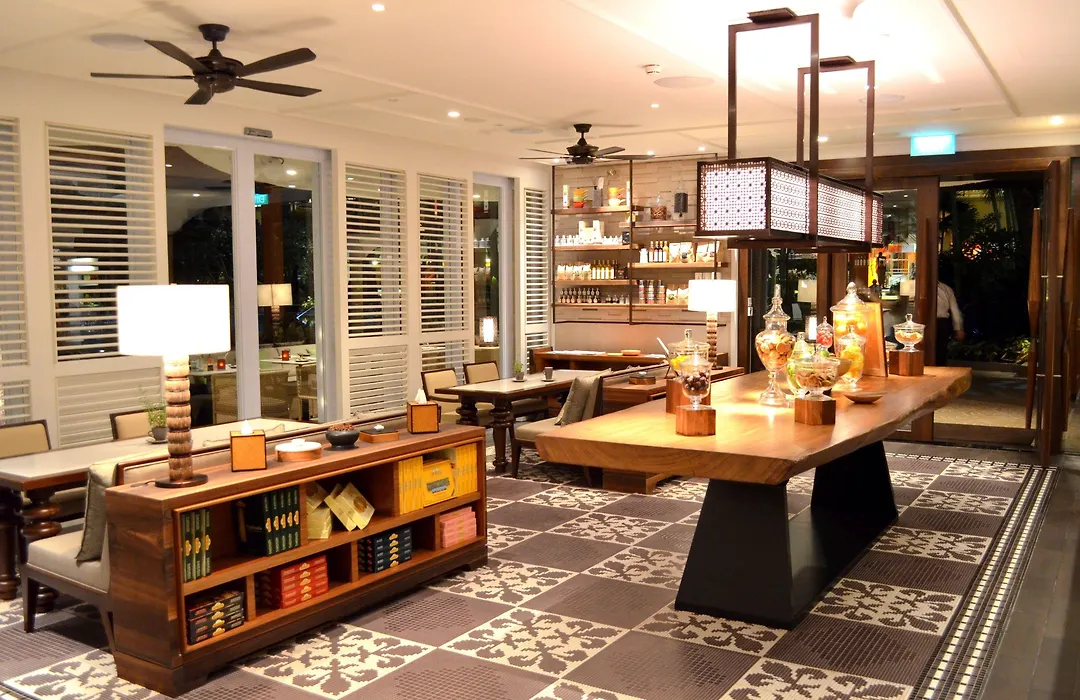 Shangri-La Apartments-1