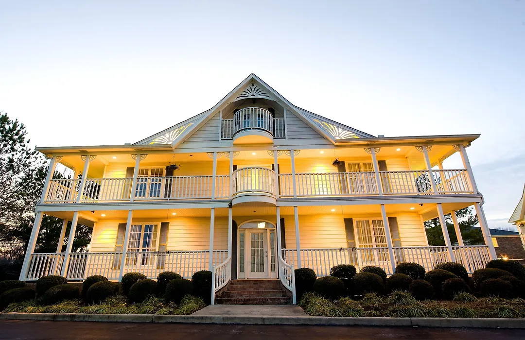 Plantation Oaks Suites & Inn Millington-1