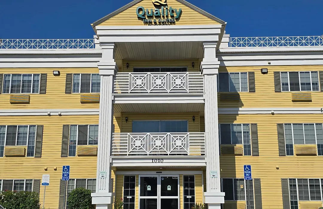 Quality Inn & Suites Tulare-1