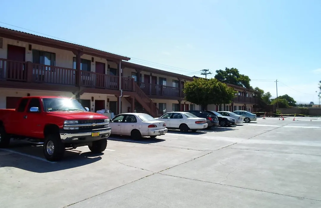 Ez 8 Motel Newark-1