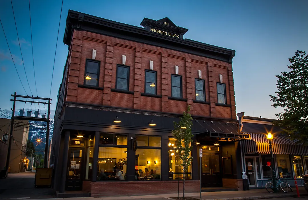 Eleven Revelstoke Lodge-1