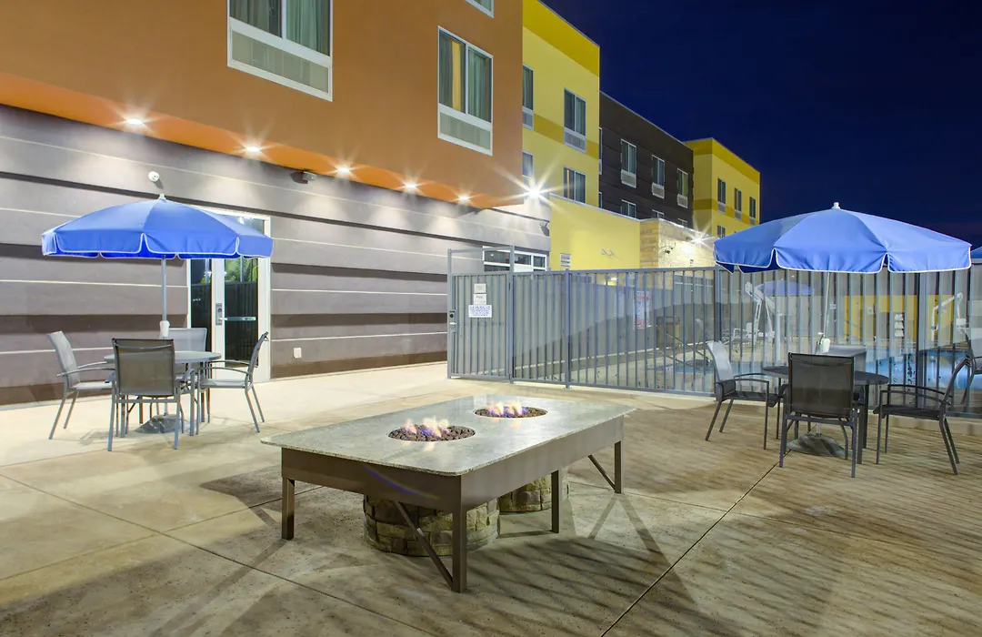 Fairfield Inn & Suites By Marriott Bakersfield North/Airport-1