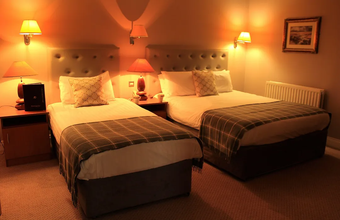 Downings Bay Hotel-1
