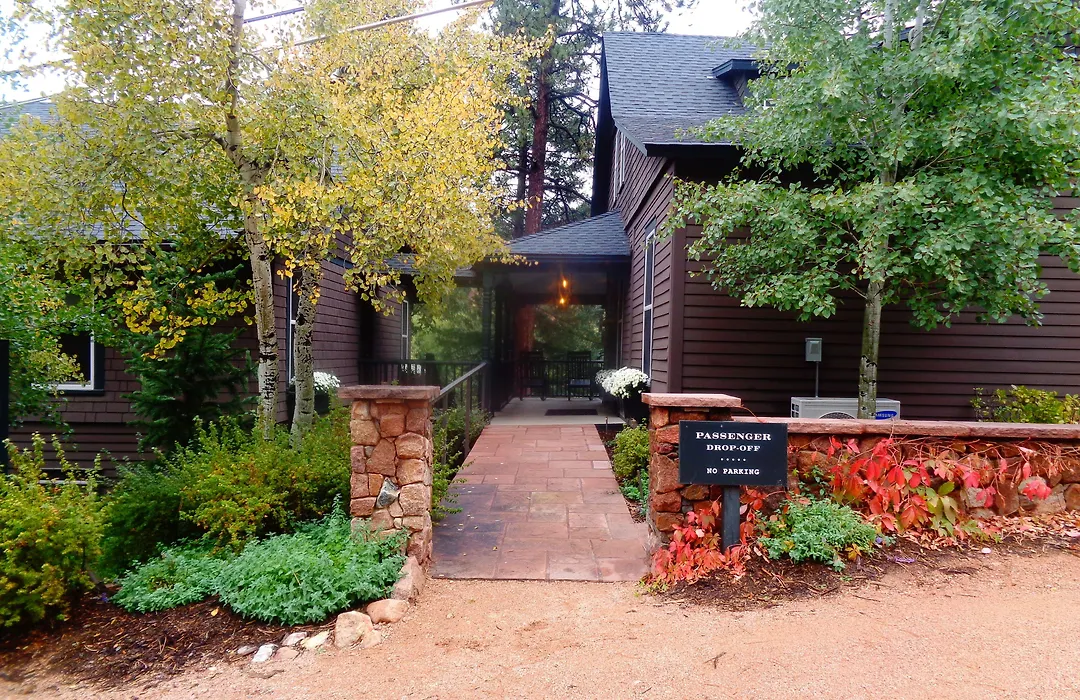 The Outlook Lodge-1