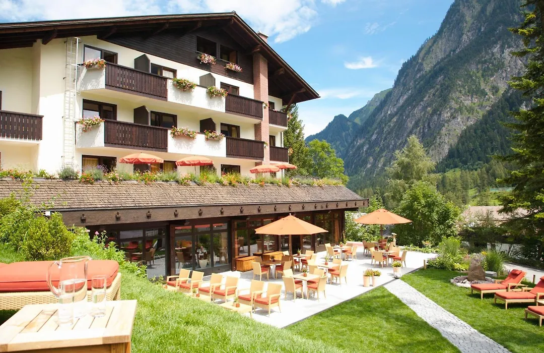 Familienhotel Lagant-1
