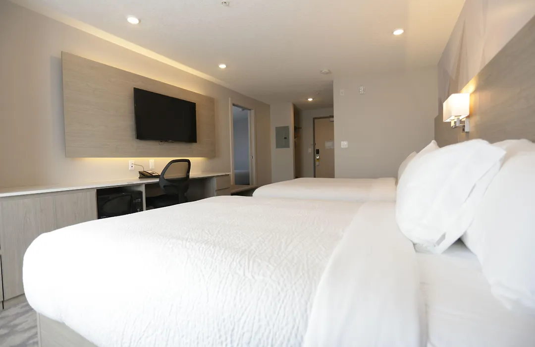 Days Inn By Wyndham Calgary North Balzac-1