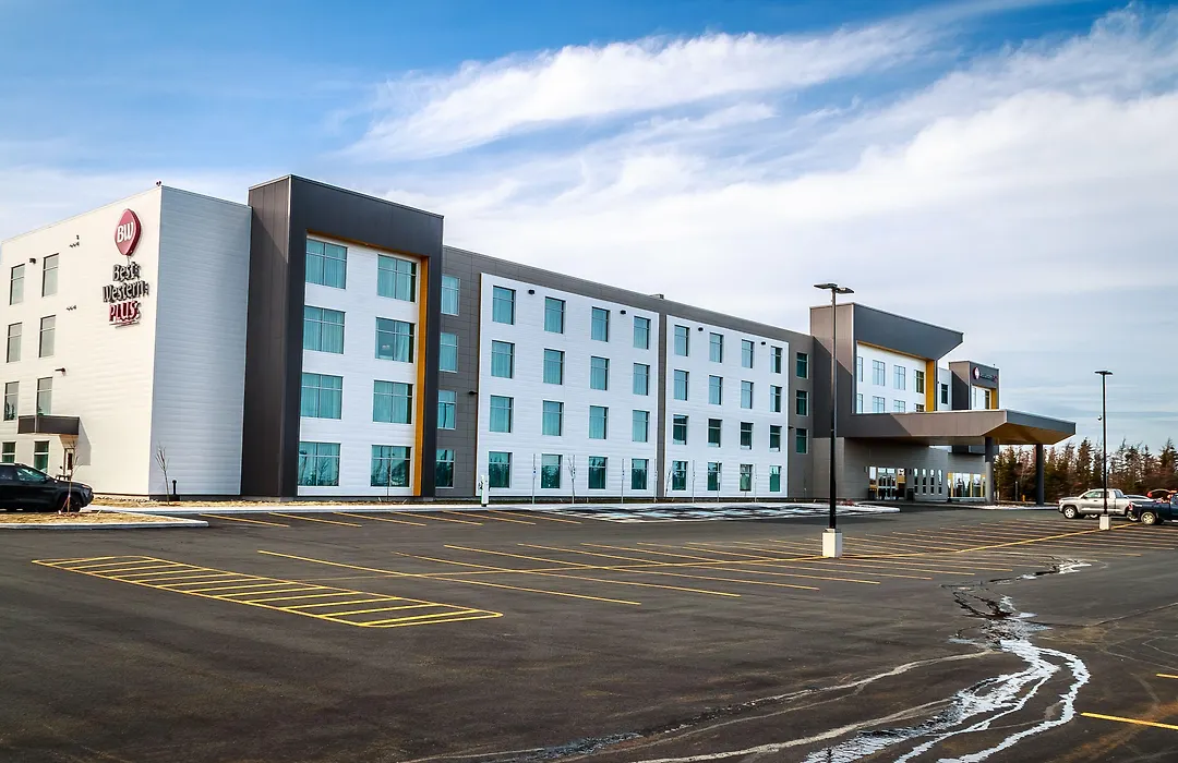 Best Western Plus St. John'S Airport Hotel And Suites-1