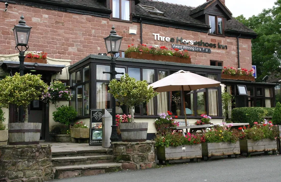 Three Horseshoes Country Inn-1