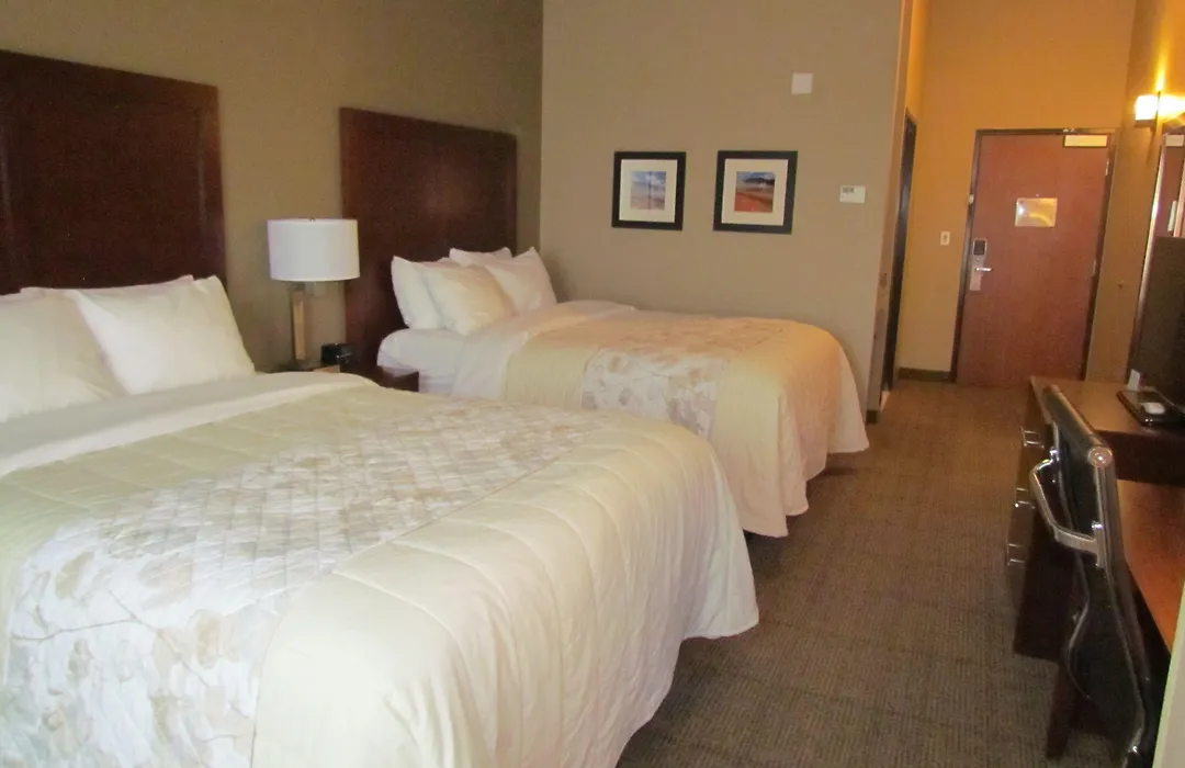 Heartland Inn And Suites-1