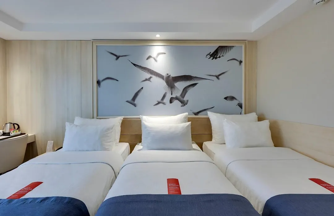 Ramada By Wyndham Istanbul Old City-1
