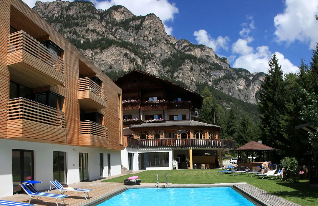 Hotel Piné-1