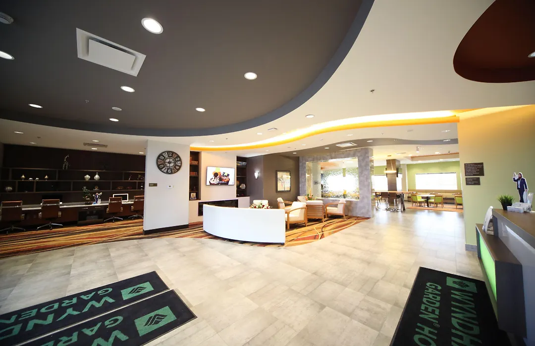 Wyndham Garden Edmonton Airport-1