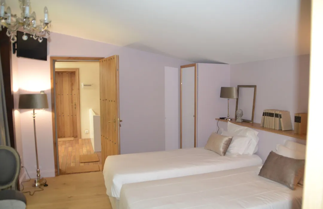 Chateau Pont Saint-Martin-1