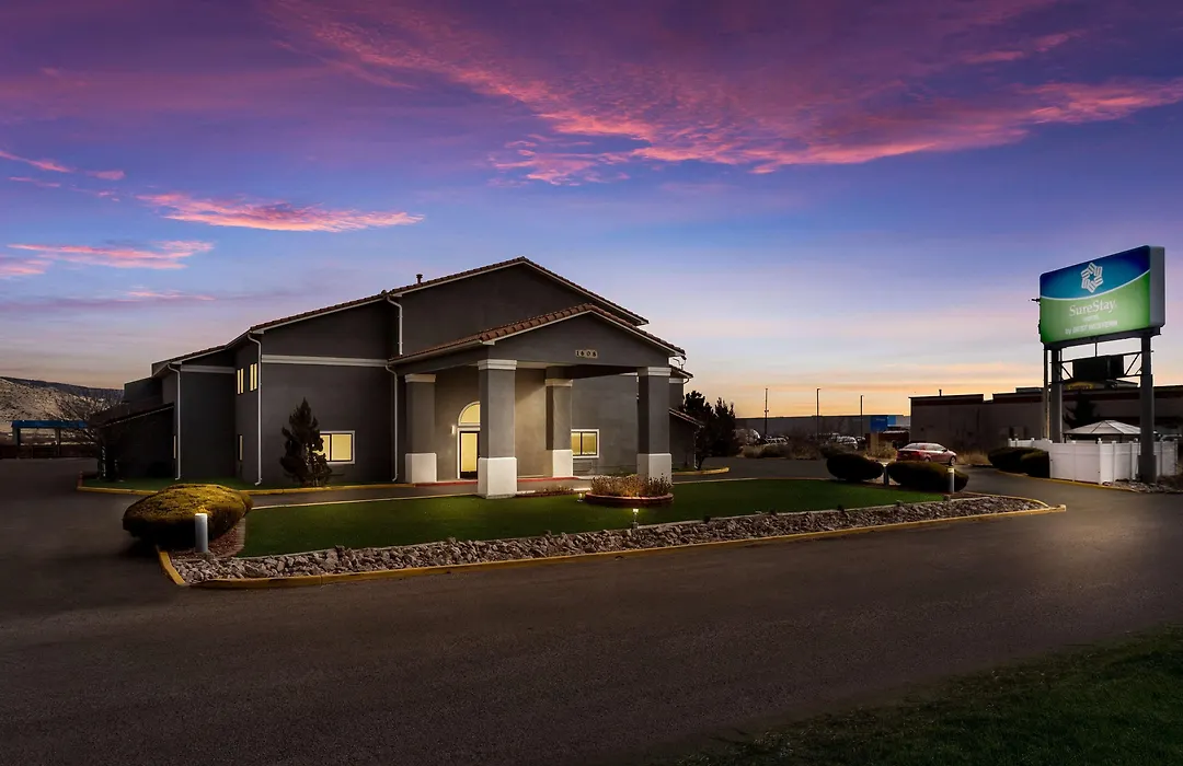 Surestay Hotel By Best Western Grants-1