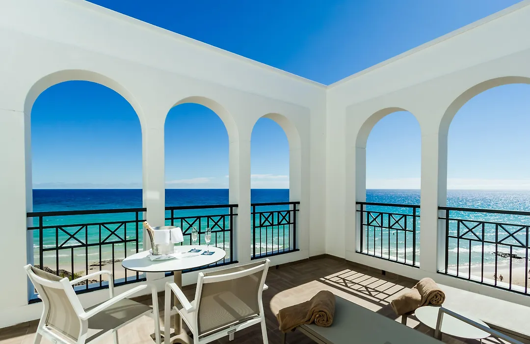 Royal Palm Resort & Spa - Adults Only-1
