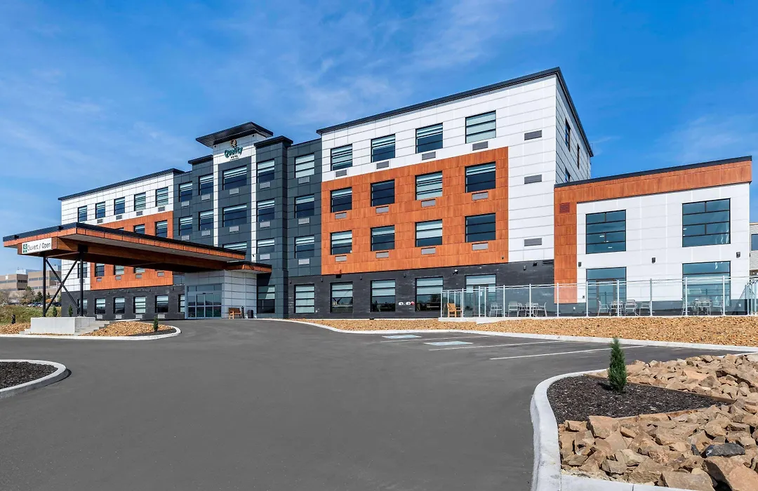 Quality Hotel & Conference Centre-1