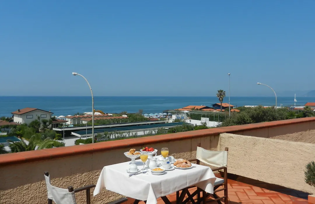 Hotel Villa Maremonti-1