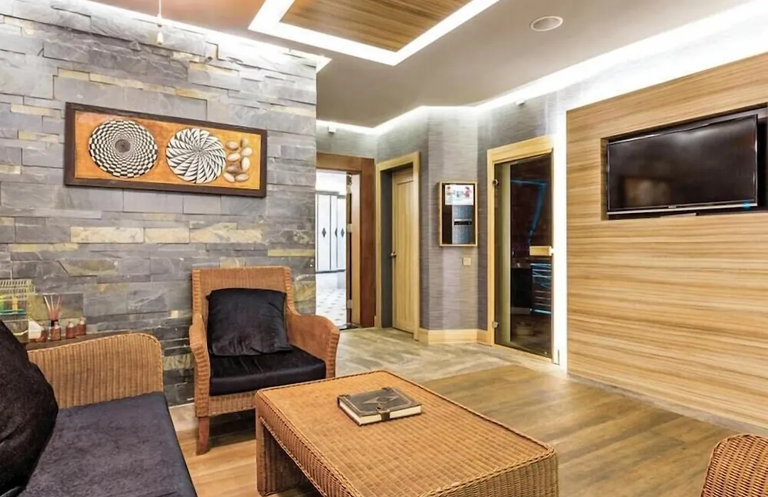 Grand Cettia Hotel-1