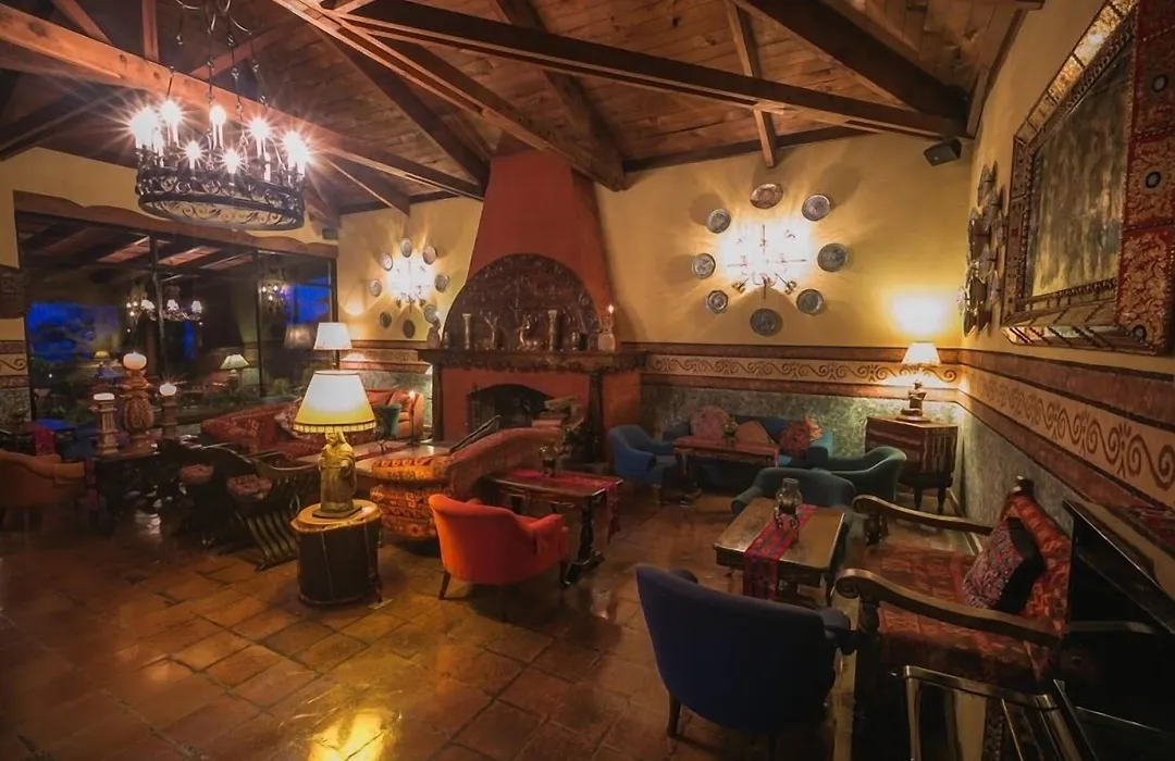 Hotel Atitlan-1