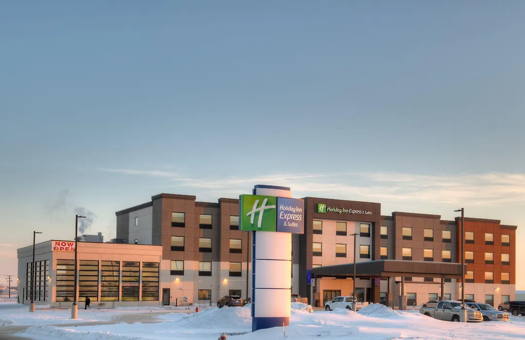Holiday Inn Express & Suites - Moose Jaw By Ihg-1