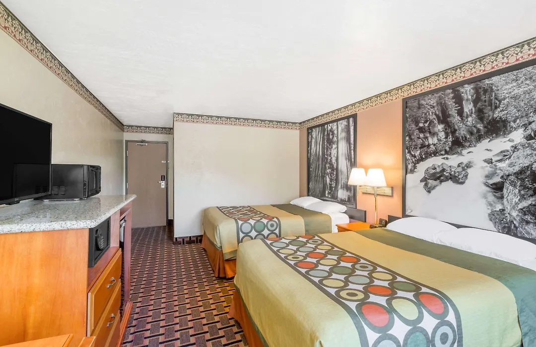 Super 8 By Wyndham Grants Pass-1