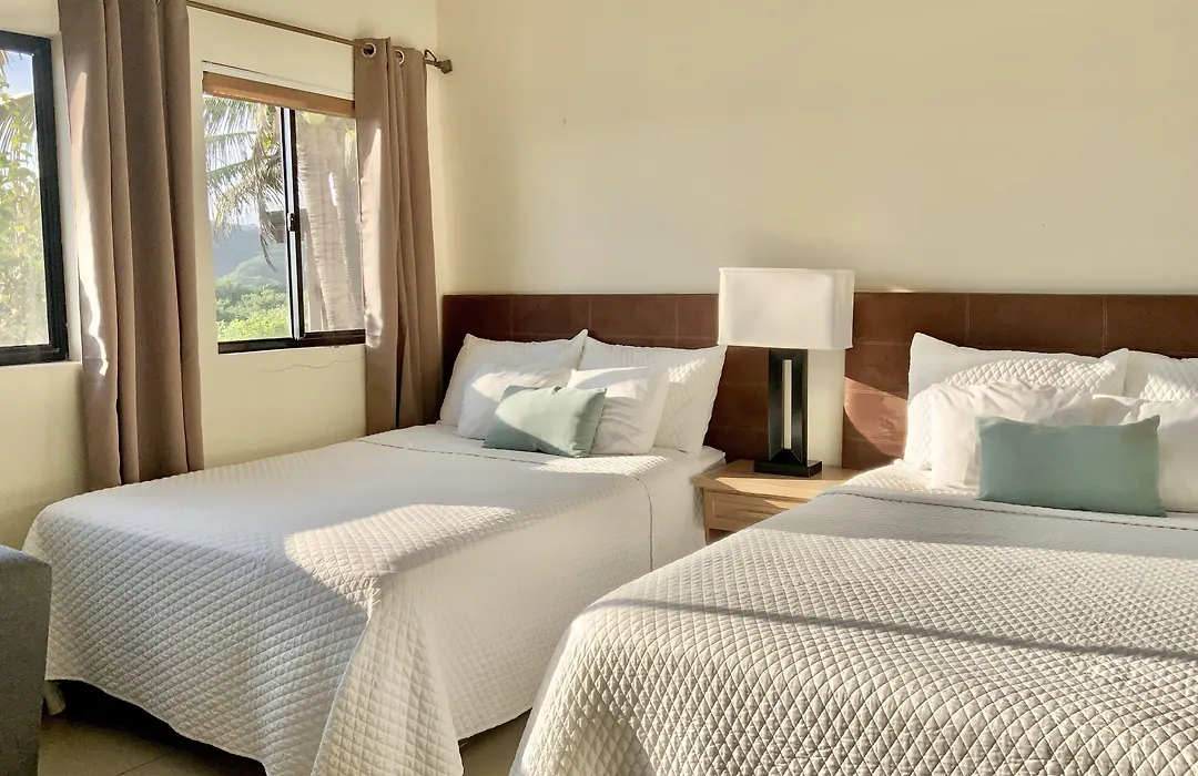 Paradise Surf Hotel-1
