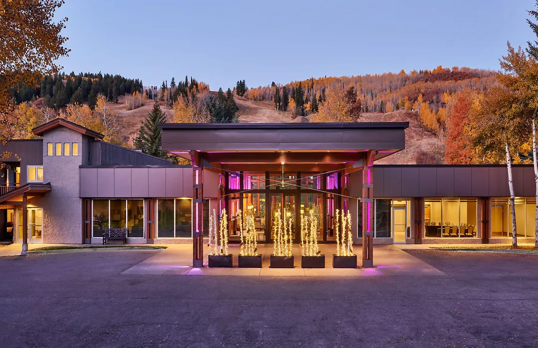 The Inn At Aspen-1