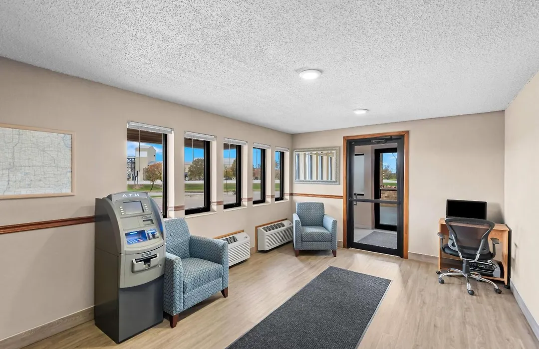 Super 8 By Wyndham Jefferson-1