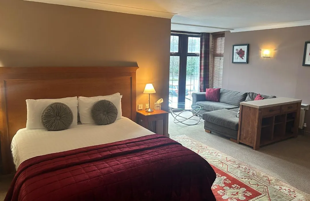 Gomersal Park Hotel & Bazaar Spa-1