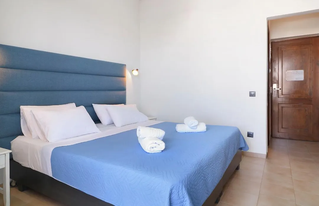 Alexis Hotel-1