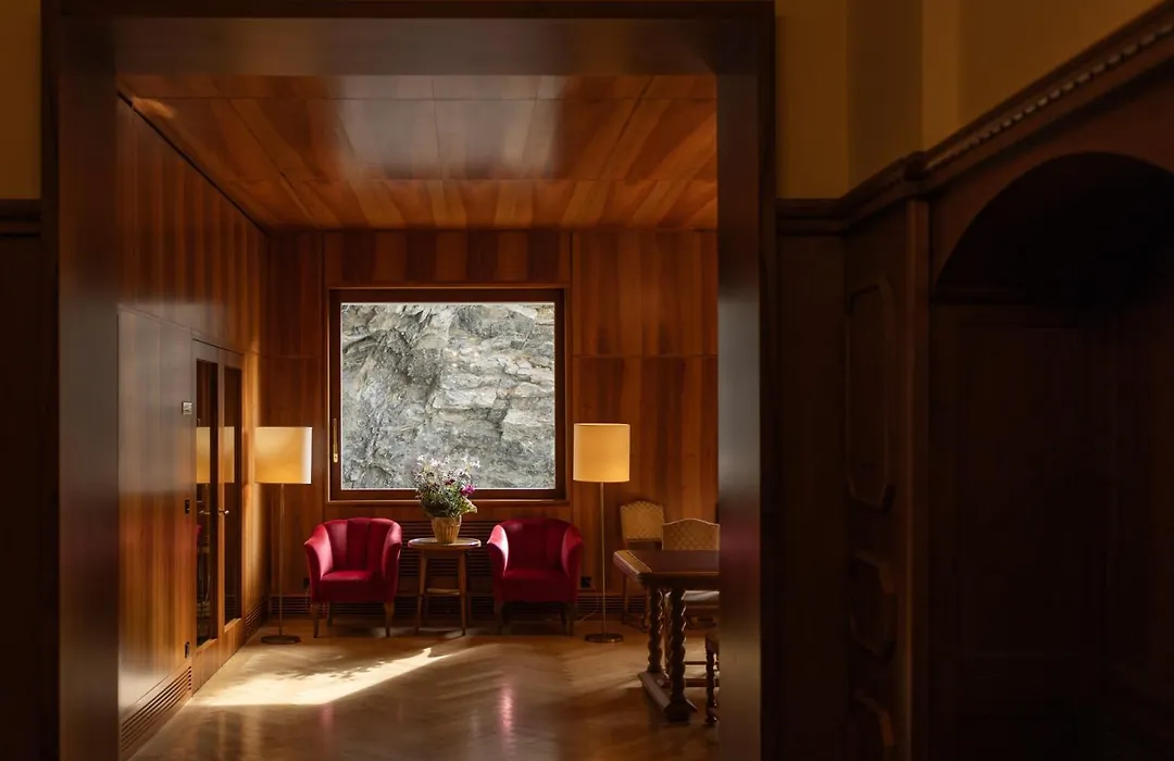 Hotel Waldhaus-1
