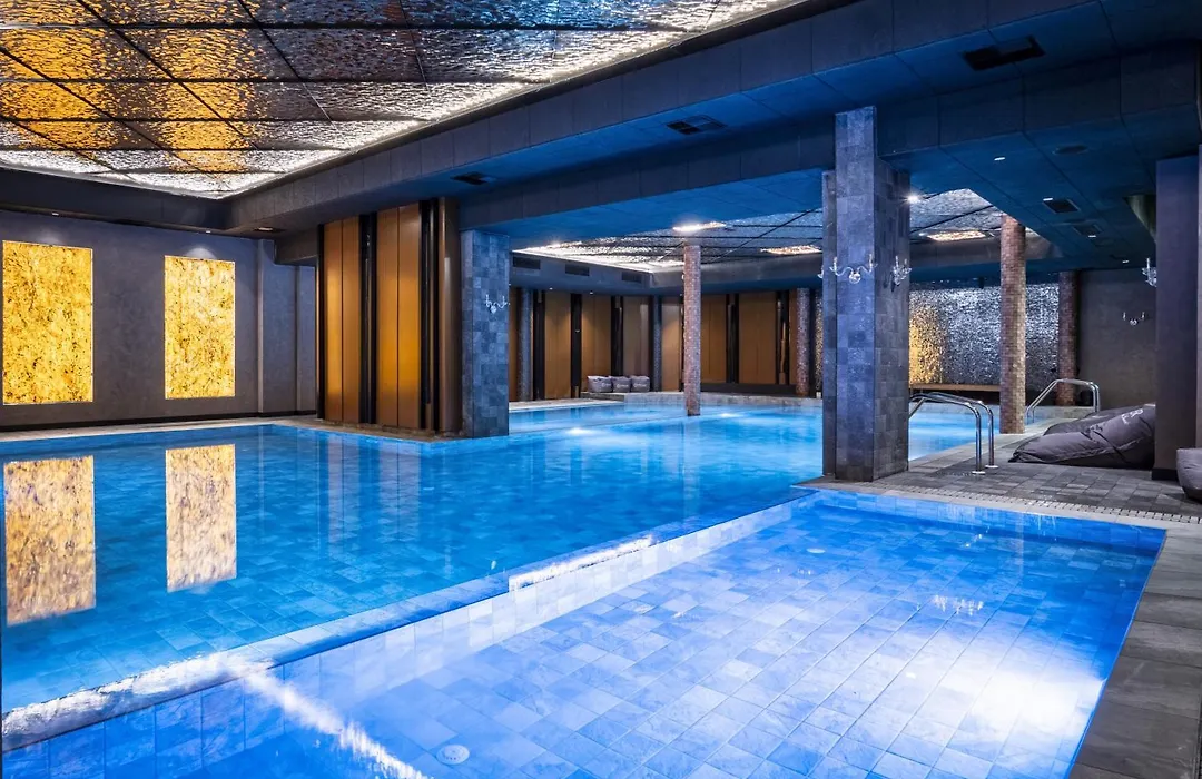 Premier Luxury Mountain Resort-1