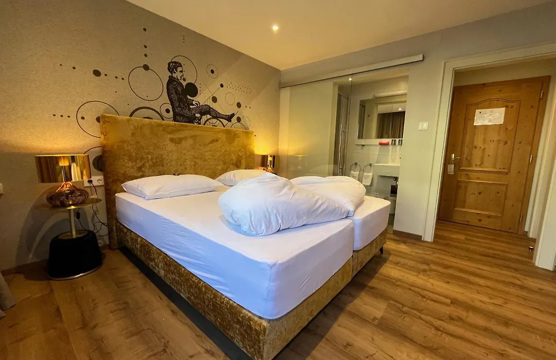 Landhotel Lindenhof-1