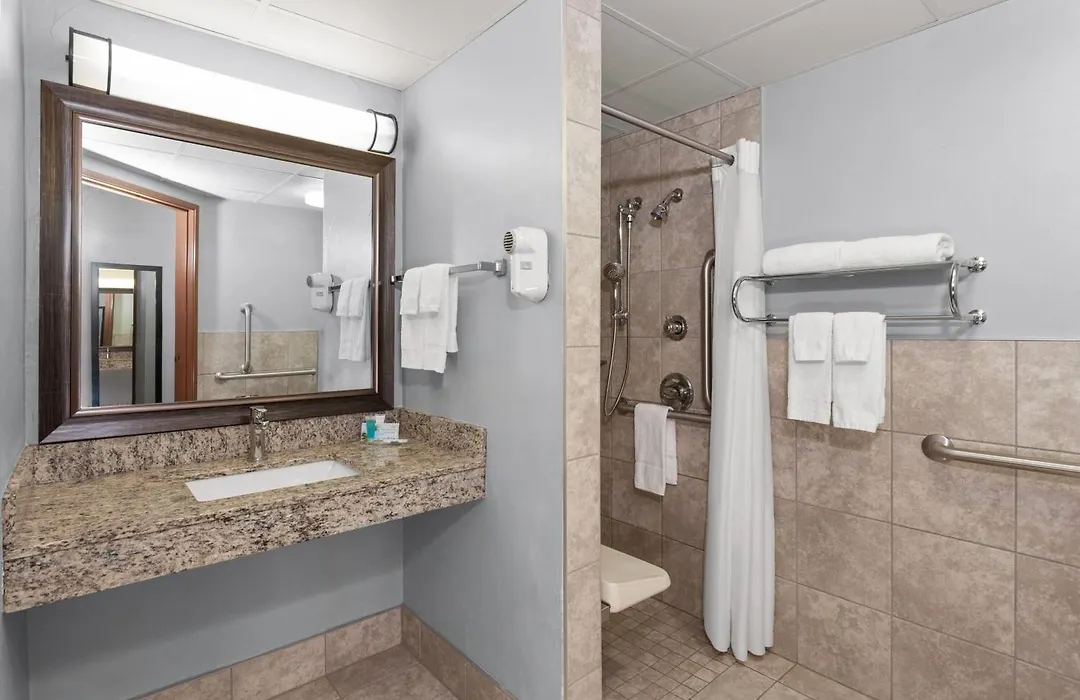 Americinn By Wyndham Green Bay West-1